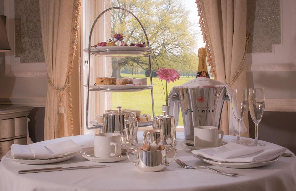 Tracy Park Hotel & Country Club Doynton ภายนอก รูปภาพ