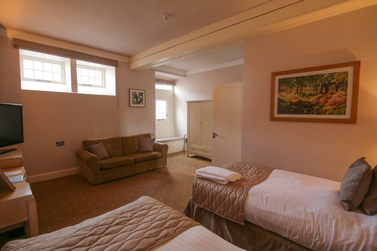 Tracy Park Hotel & Country Club Doynton ภายนอก รูปภาพ
